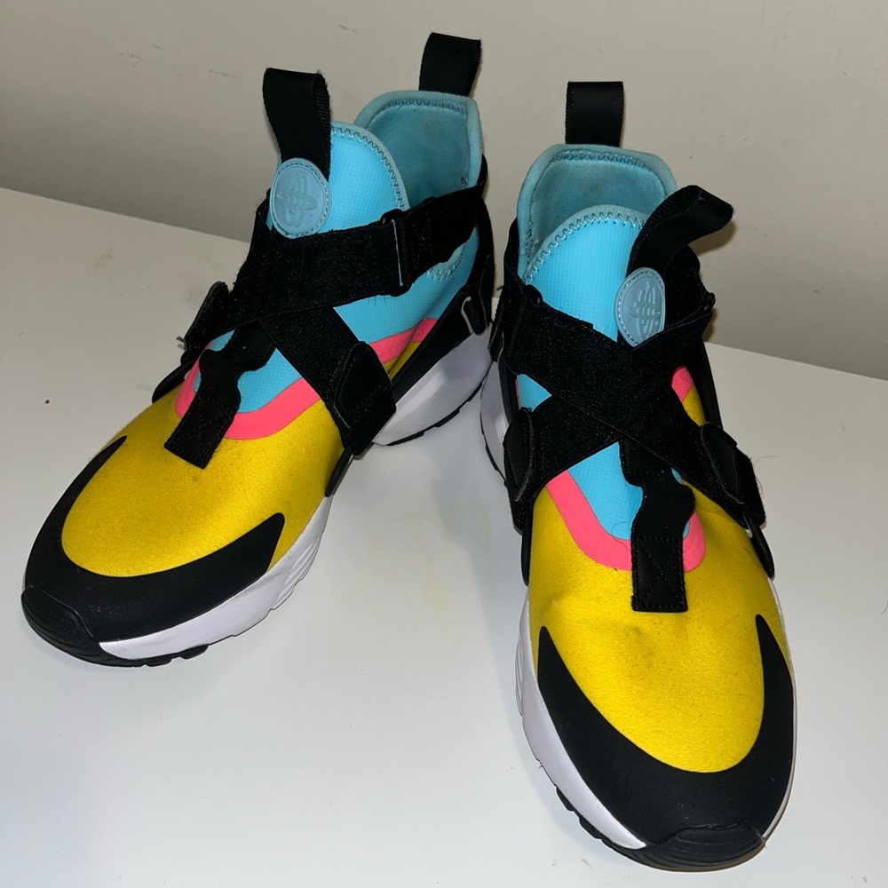 Nike Air Huarache City